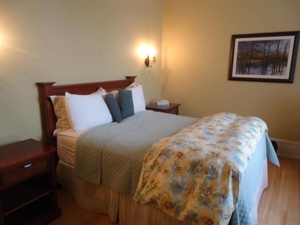 Maison Tait House Hotel Shediac Ngoại thất bức ảnh